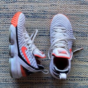 Nike Lebron James 16 White Hot Lava Shoes cl1521-100